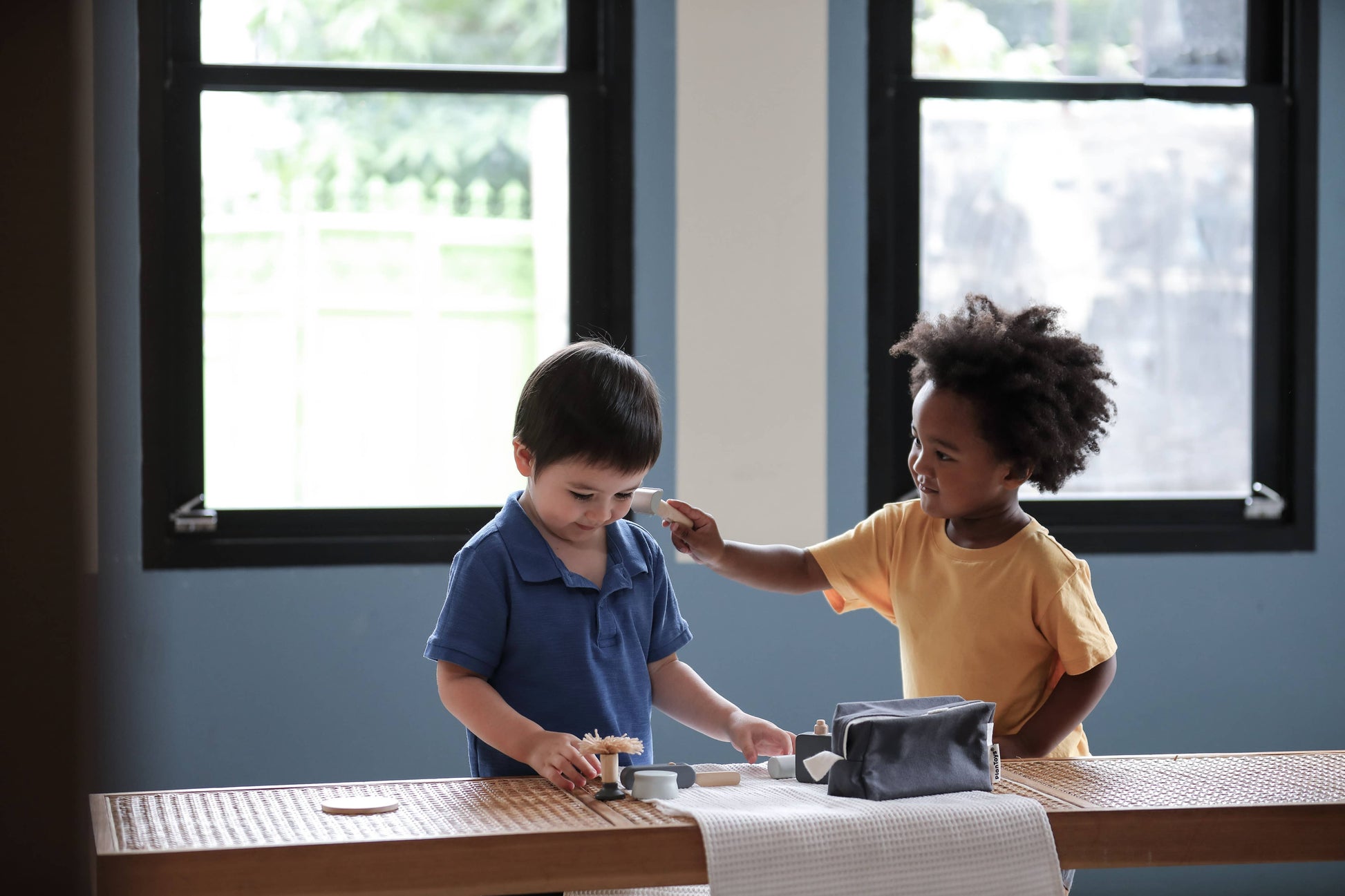 Shaving Set Wooden Playset PlanToys - Rose and Friends