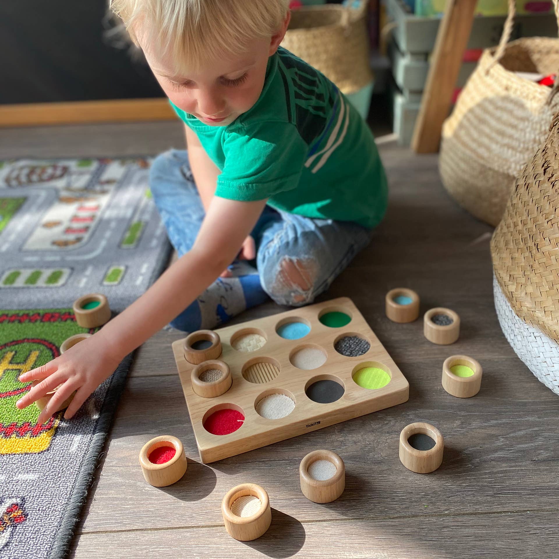 Touch & Match Board - Rose and Friends