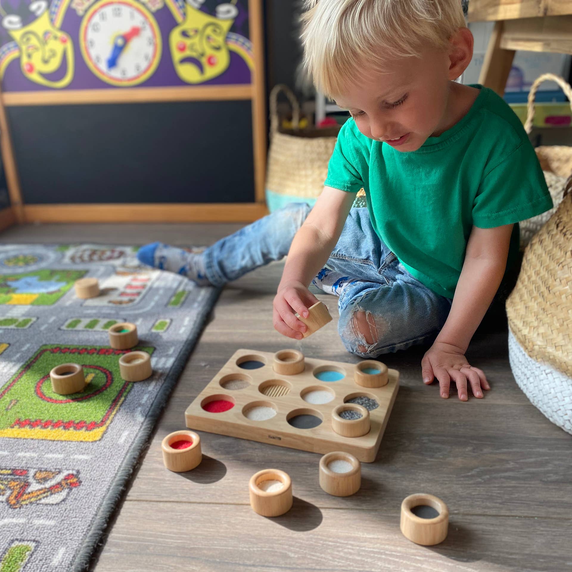 Touch & Match Board - Rose and Friends