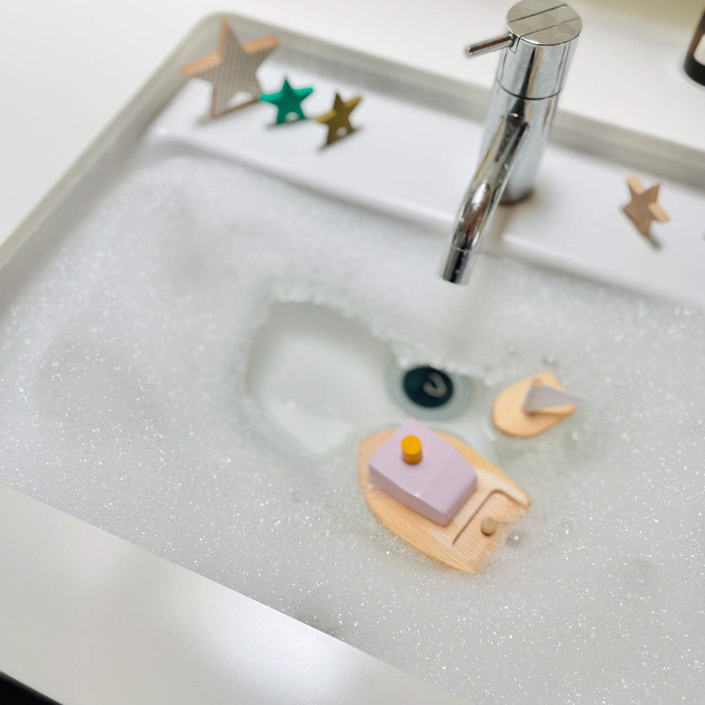 Kiko & gg Wooden Toy - Ofune Wind-Up Boat (Lavender) - Rose and Friends