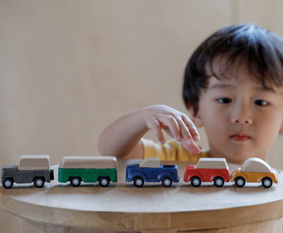 Red Suv Wooden Vehicle PlanToys - Rose and Friends