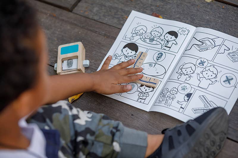 PlanToys Secret Agent Playset - Rose and Friends