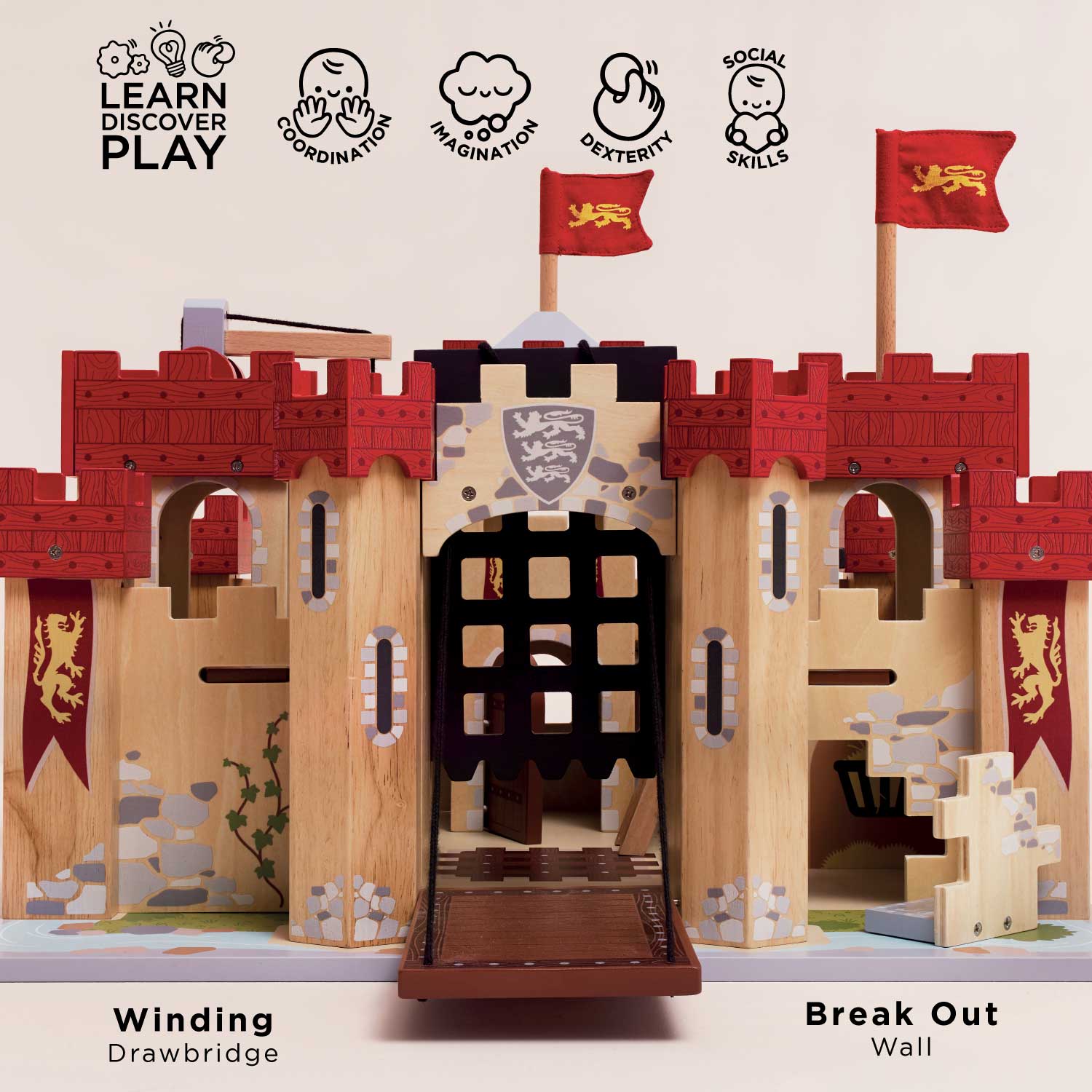 Lionheart Wooden Castle - Rose and Friends