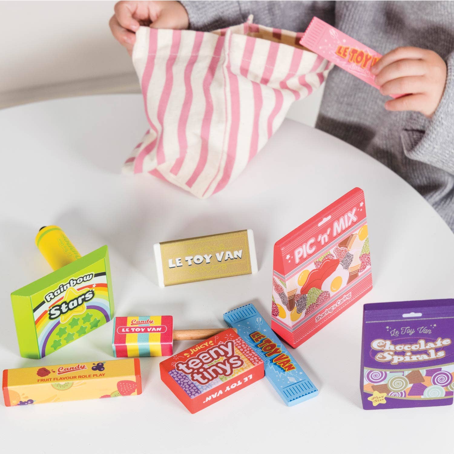 Retro Sweets and Candy Roleplay Set - Rose and Friends