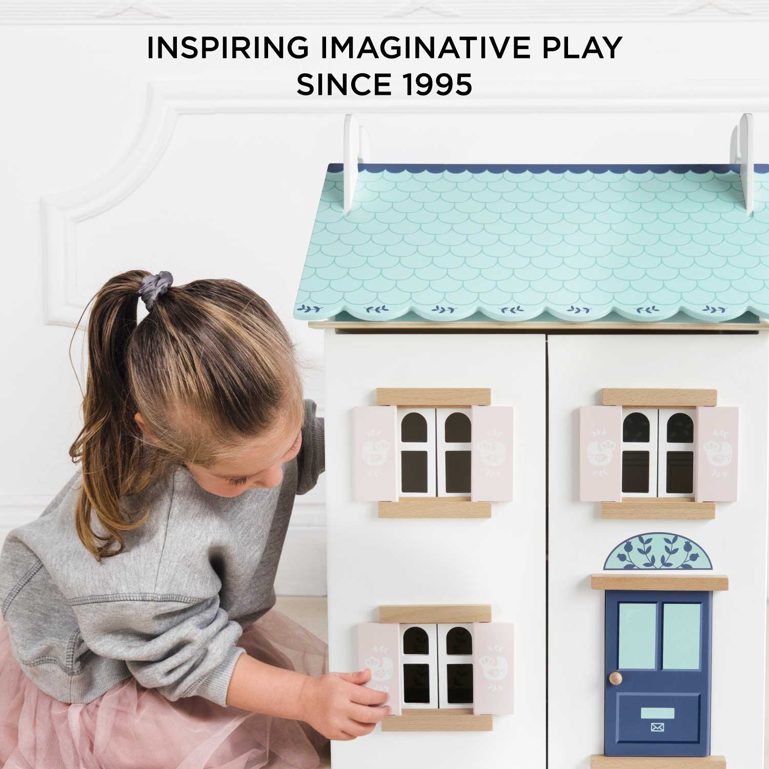 Bluebelle Wooden Dolls House - Rose and Friends