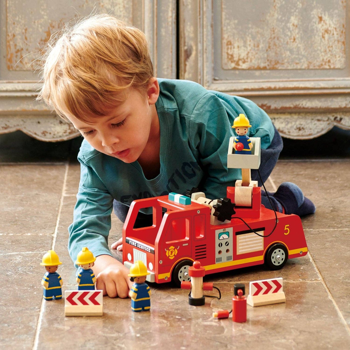 Tender Leaf Fire Engine - Rose and Friends