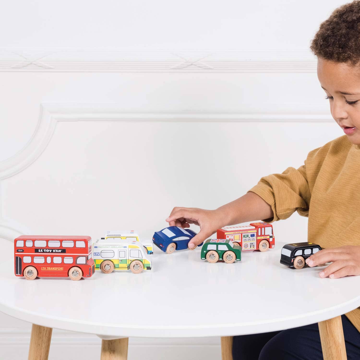 London Toy Car Set - Rose and Friends