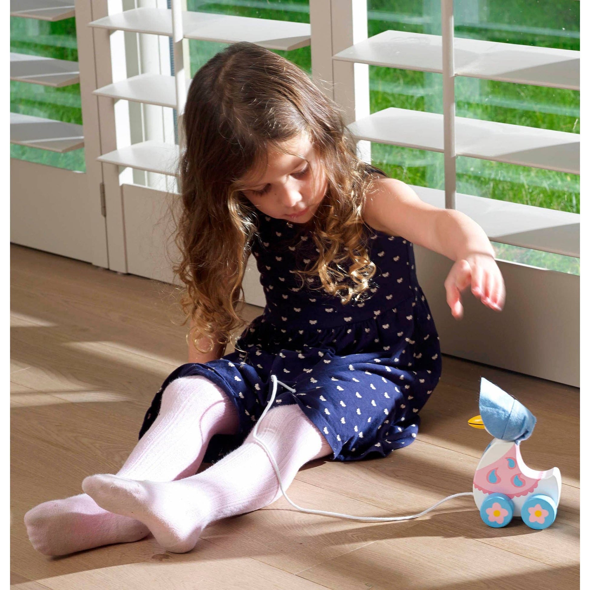 Jemima Puddle-Duck™ Wooden Pull Along - Rose and Friends