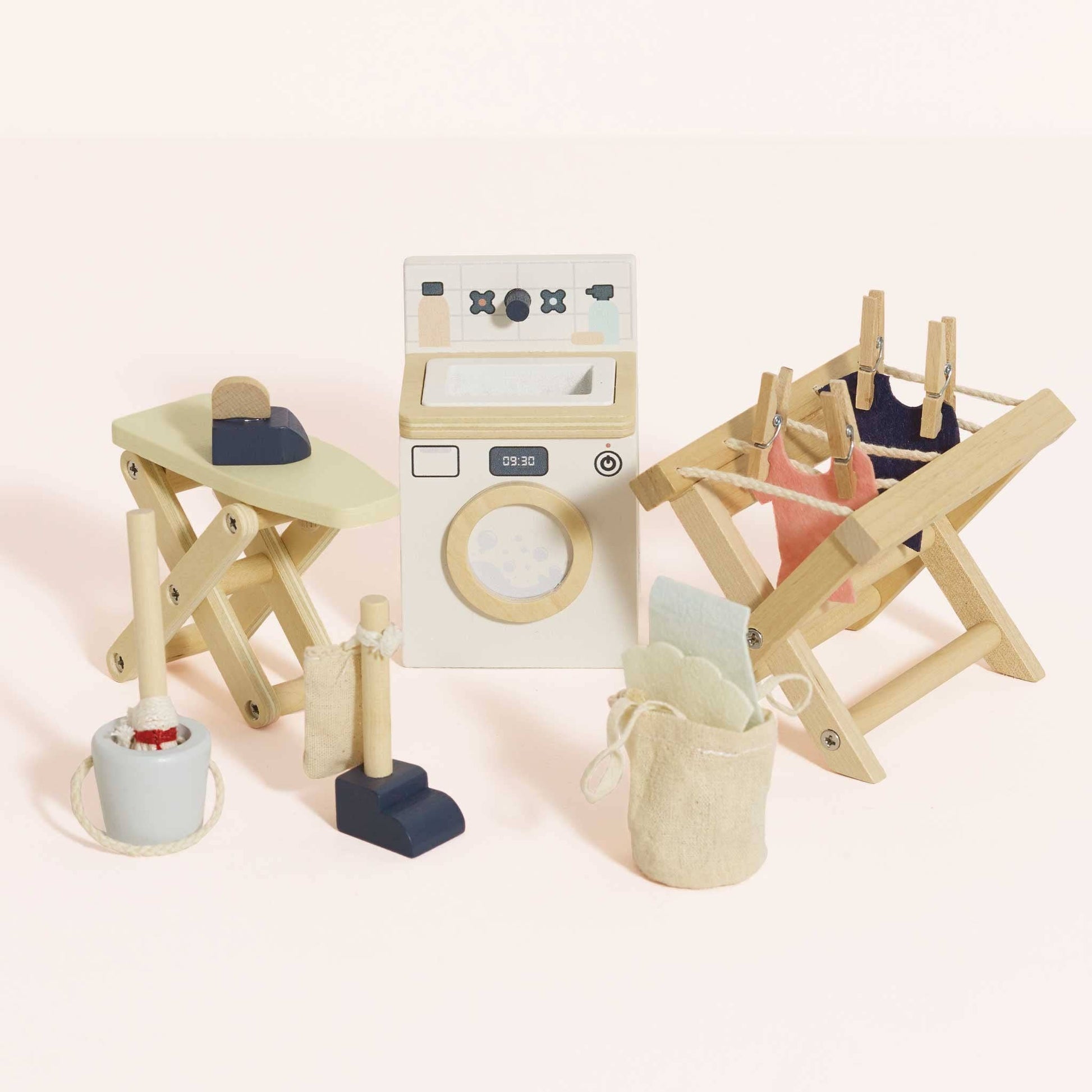 Wooden Dolls House Laundry Room - Rose and Friends