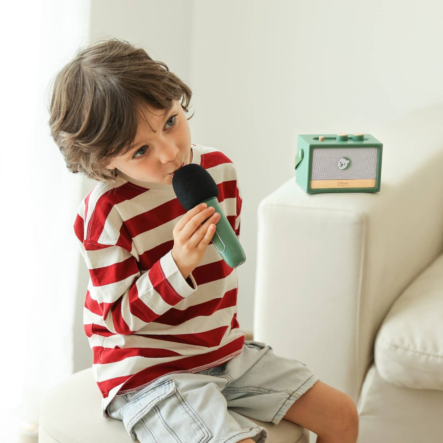 Classic World Mini Retro Tunes Musical Bluetooth Speaker - Rose and Friends