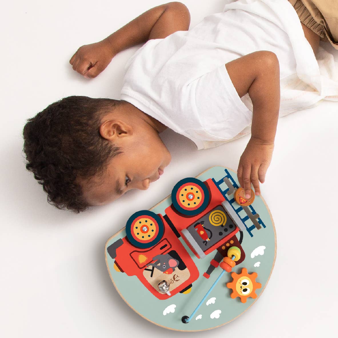 Classic World - Fire Engine Busy Board - Rose and Friends