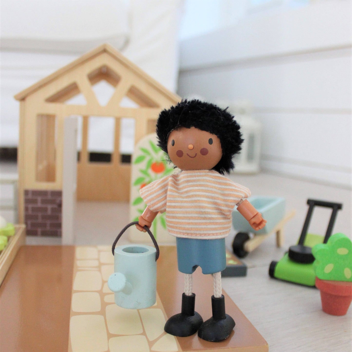 Greenhouse and Garden Set - Rose and Friends