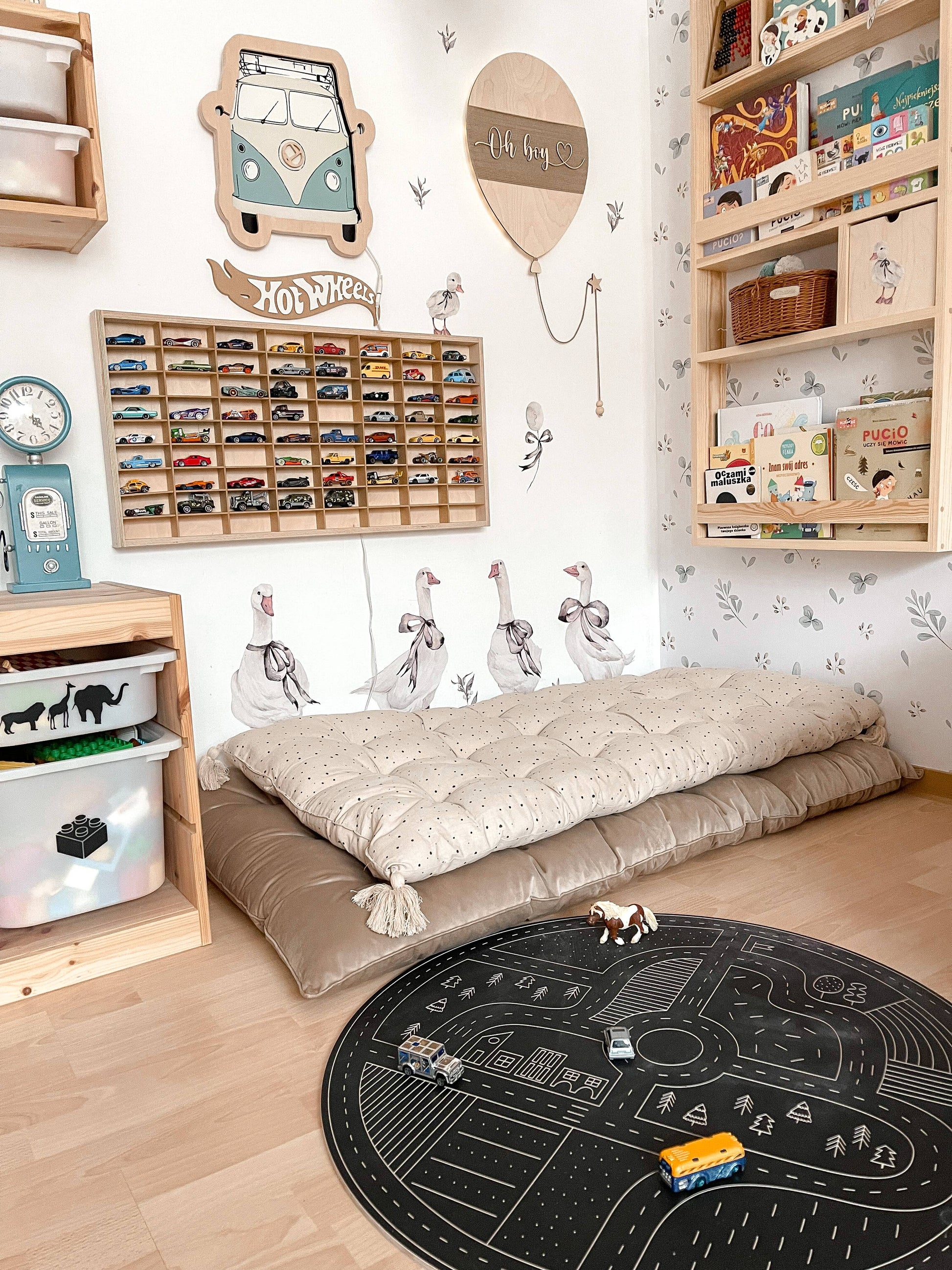 Roadway Chalkboard, wooden toy with chalk - Rose and Friends