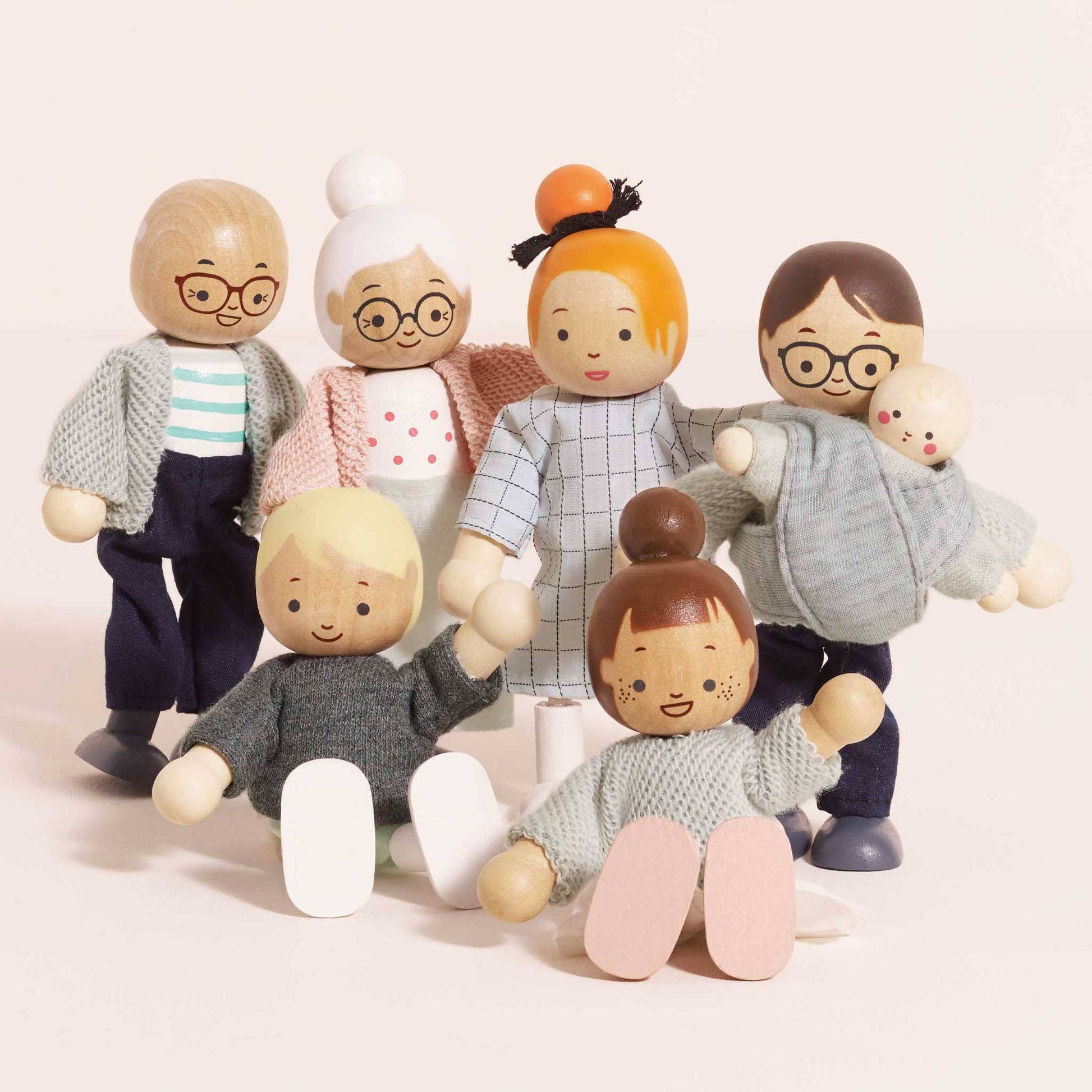 Dolls House Family - Rose and Friends